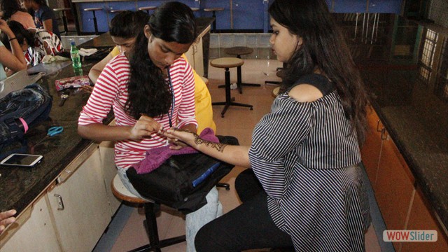  Mehendi Competition